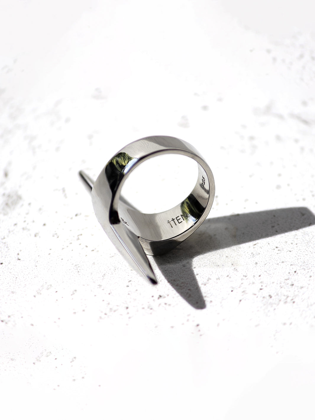 THE THUNDER RING