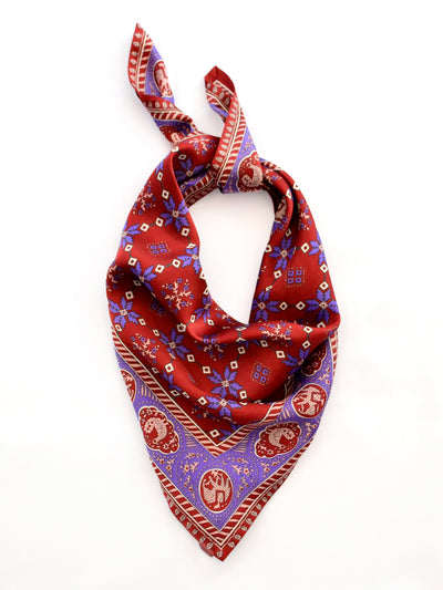 BURGUNDY SCARF