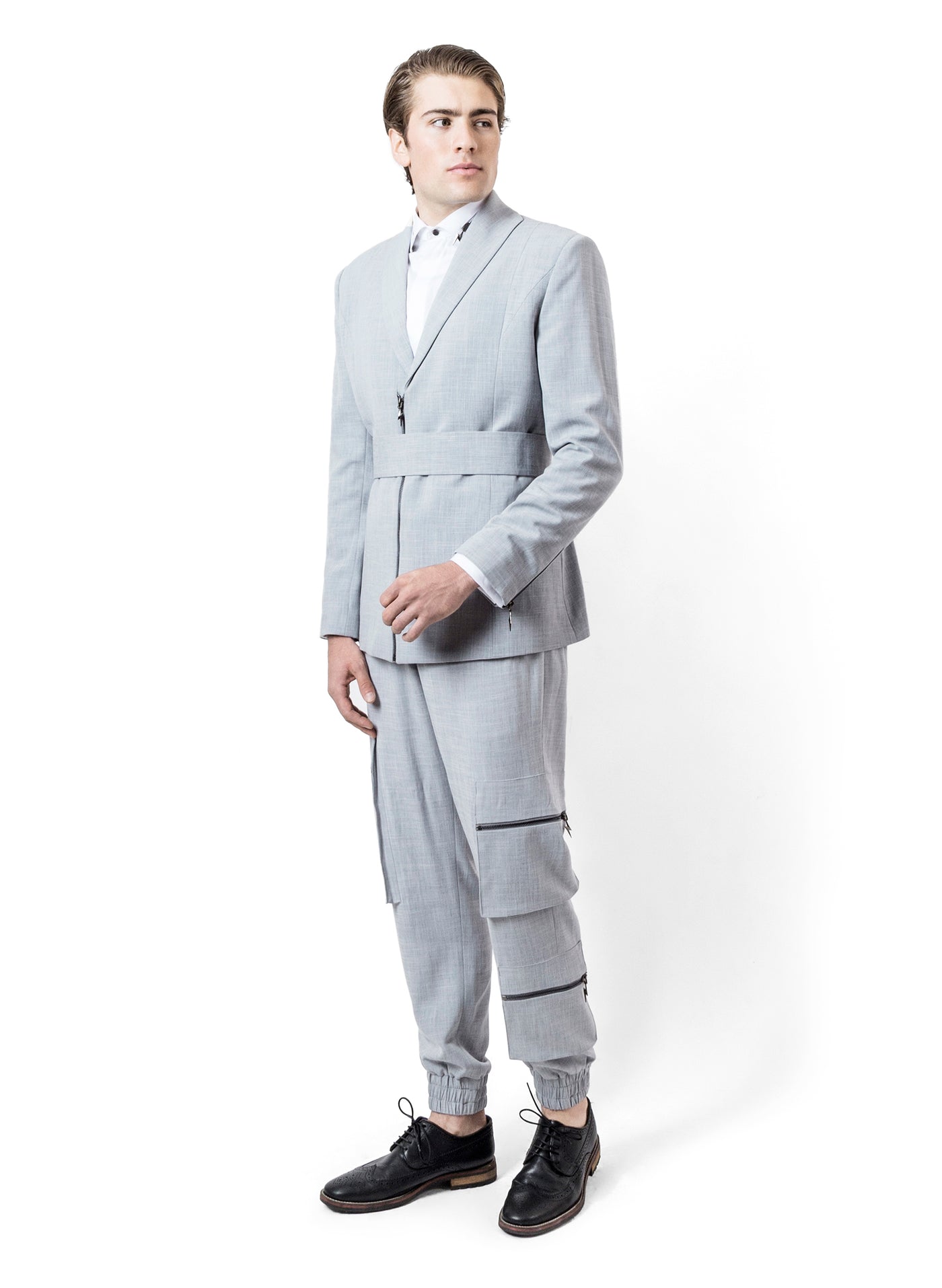 GREY LINEN SUIT WITH BELT