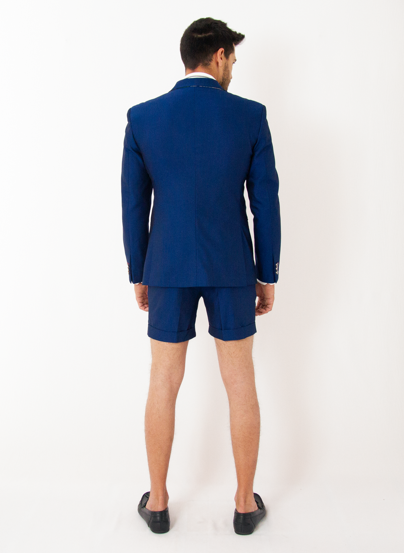 BLUE SUMMER SUIT WITH SHORTS